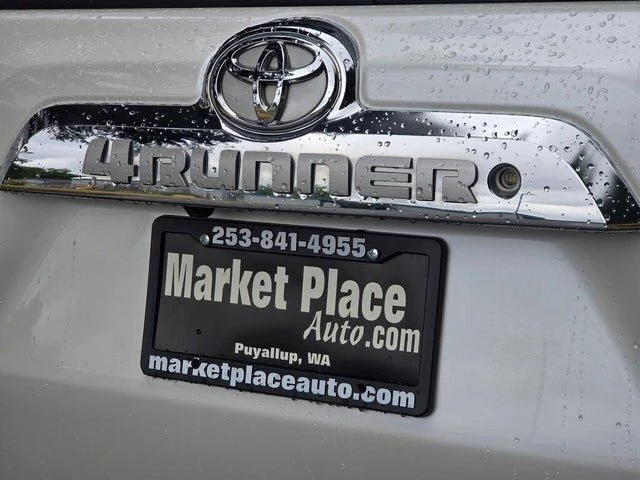 2012 Toyota 4Runner 5th Gen - Image 18 of 19