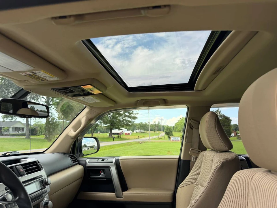 2012 Toyota 4Runner 5th Gen - Image 7 of 15