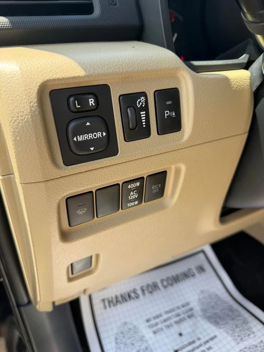 2012 Toyota 4Runner 5th Gen - Image 11 of 20