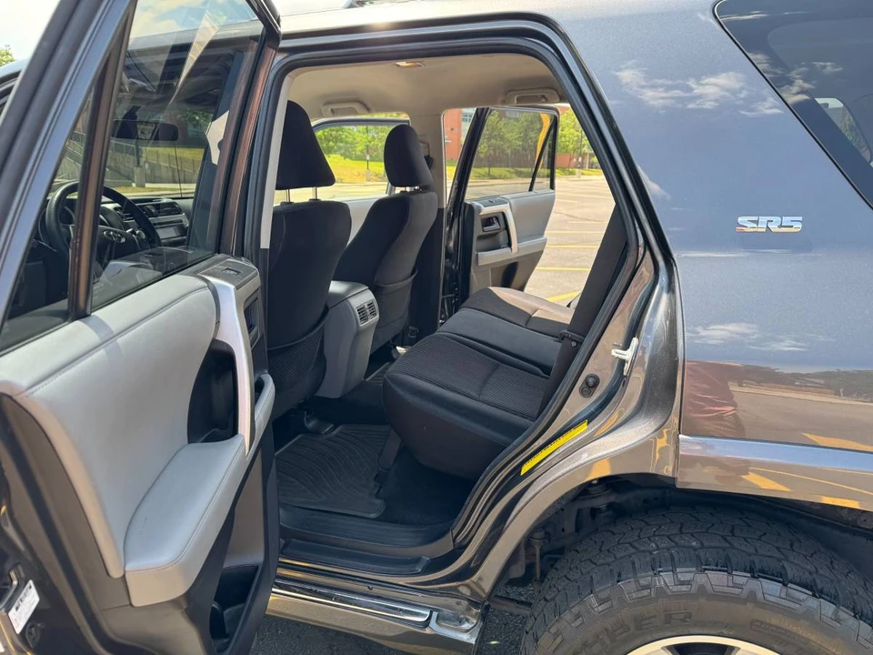 2012 Toyota 4Runner 5th Gen - Image 7 of 15