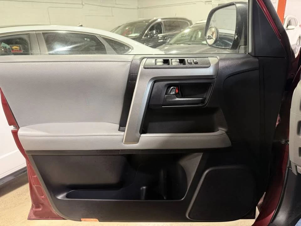 2012 Toyota 4Runner 5th Gen - Image 19 of 20