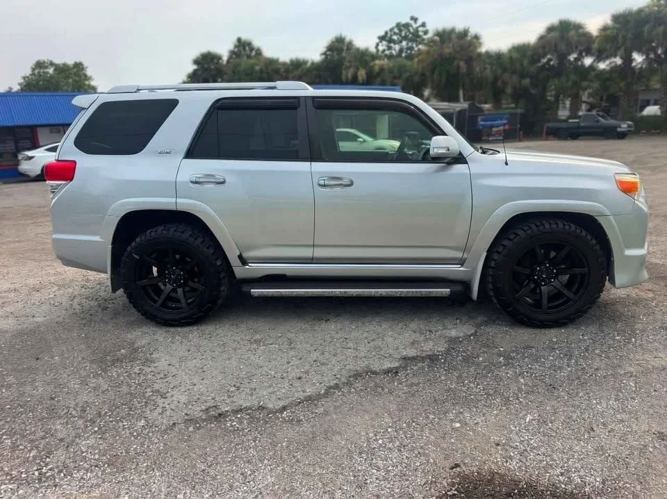 2012 Toyota 4Runner 5th Gen - Image 5 of 9