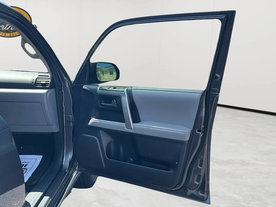 2012 Toyota 4Runner 5th Gen - Image 15 of 20