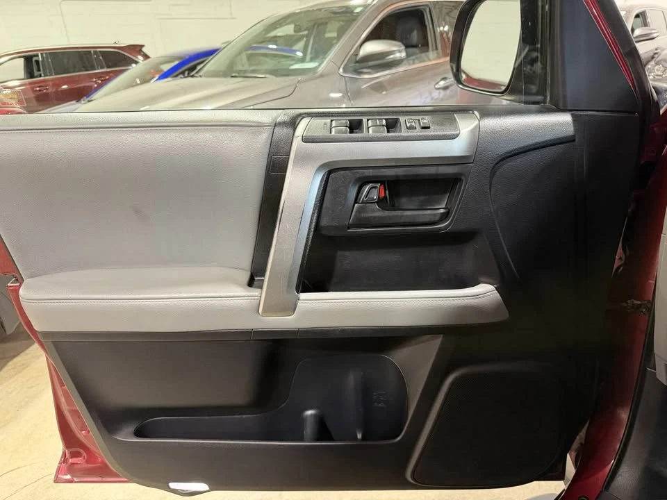 2012 Toyota 4Runner 5th Gen - Image 18 of 20