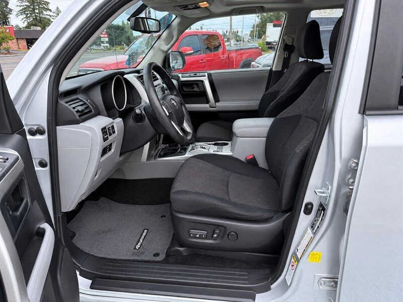 2012 Toyota 4Runner 5th Gen - Image 9 of 20