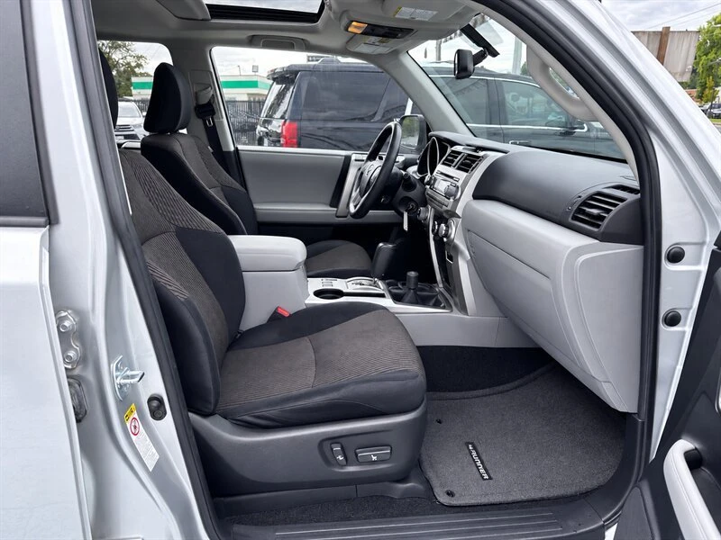 2012 Toyota 4Runner 5th Gen - Image 14 of 20