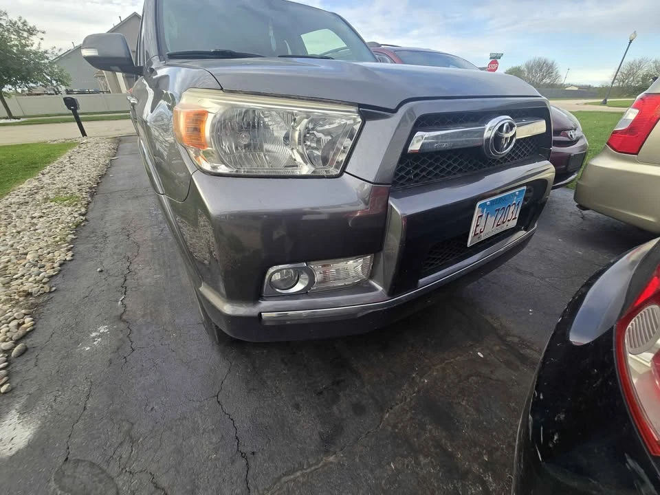 2012 Toyota 4Runner 5th Gen - Image 9 of 14