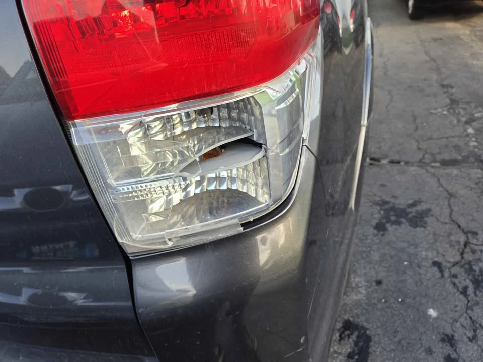 2012 Toyota 4Runner 5th Gen - Image 3 of 14