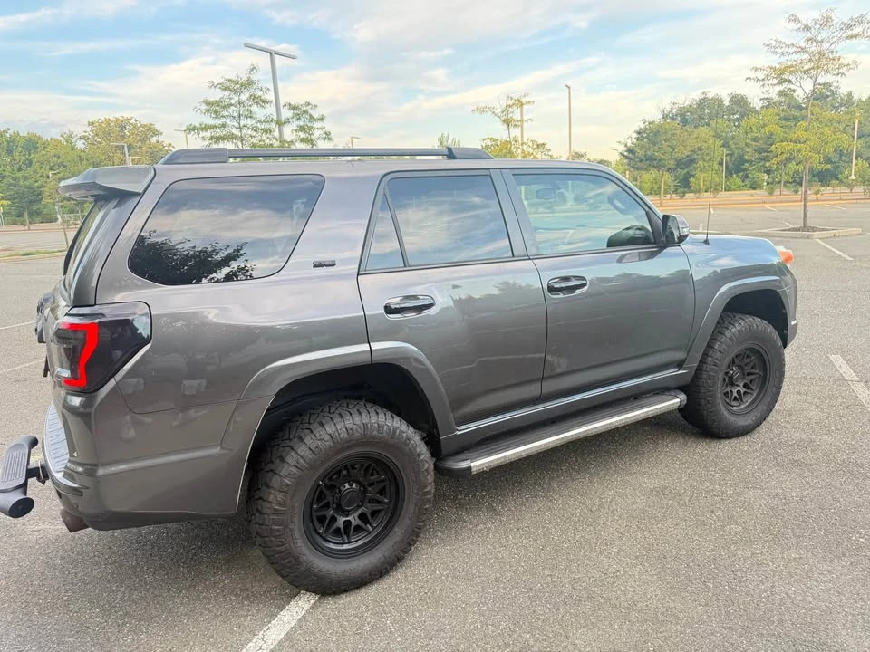 2012 Toyota 4Runner 5th Gen - Image 6 of 15