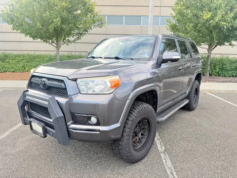 2012 Toyota 4Runner SR5 Premium Sport Utility 4D