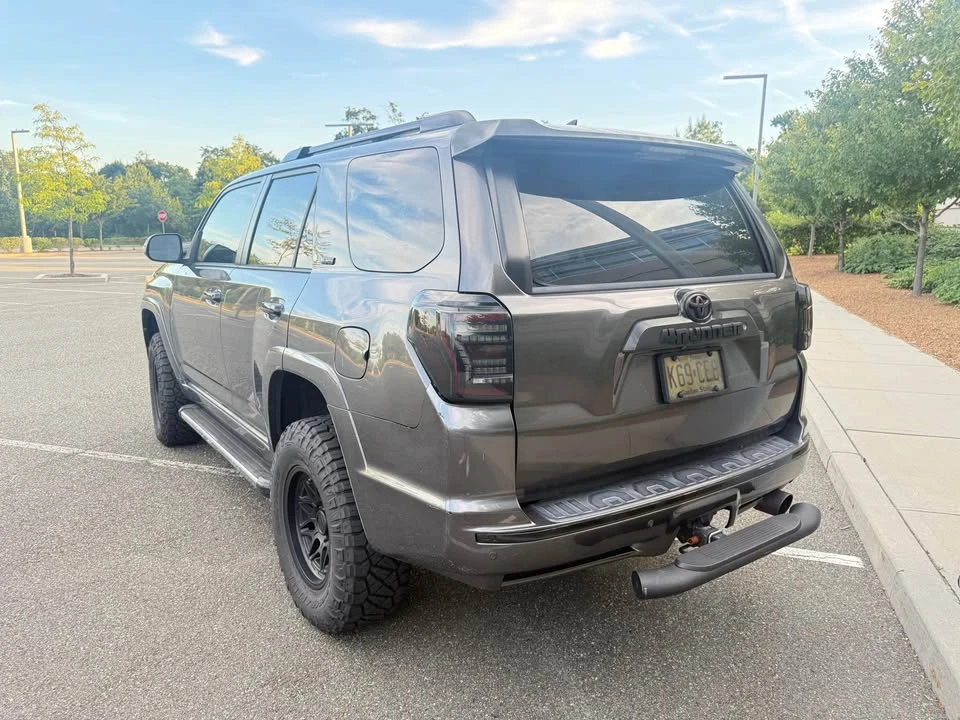 2012 Toyota 4Runner 5th Gen - Image 3 of 15
