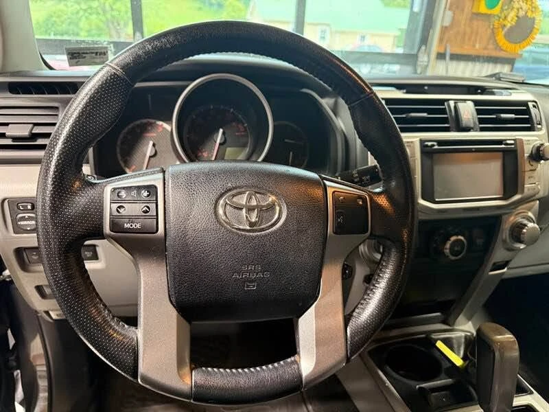 2012 Toyota 4Runner 5th Gen - Image 18 of 19
