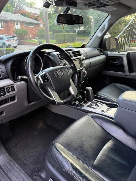 2012 Toyota 4Runner 5th Gen - Image 11 of 15