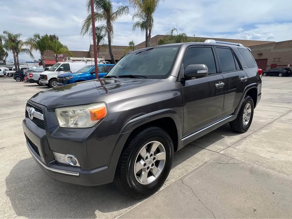 2012 Toyota 4Runner 5th Gen - Image 5 of 17