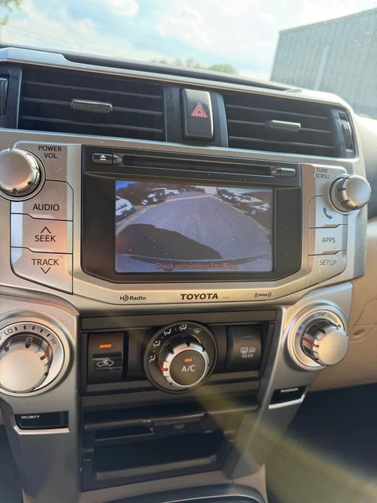 2012 Toyota 4Runner 5th Gen - Image 6 of 15