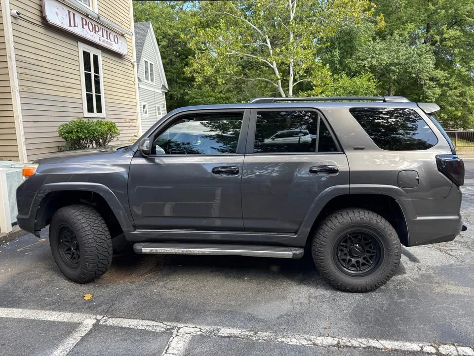 2012 Toyota 4Runner 5th Gen - Image 3 of 20