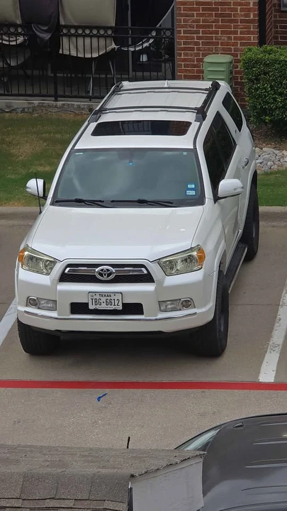 2012 Toyota 4Runner 5th Gen - Image 4 of 13