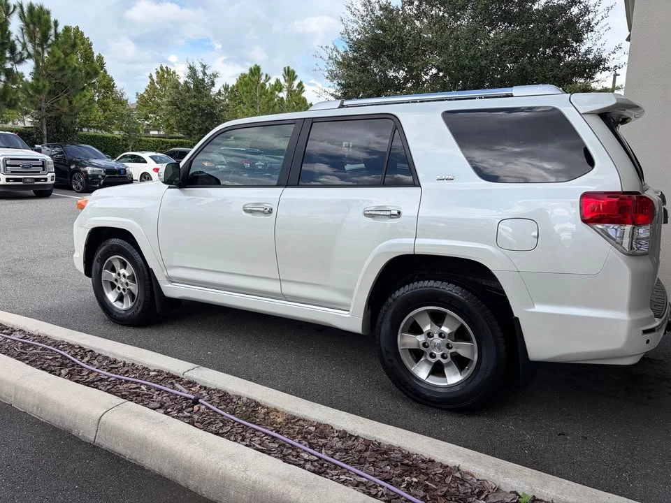 2012 Toyota 4Runner 5th Gen - Image 6 of 12
