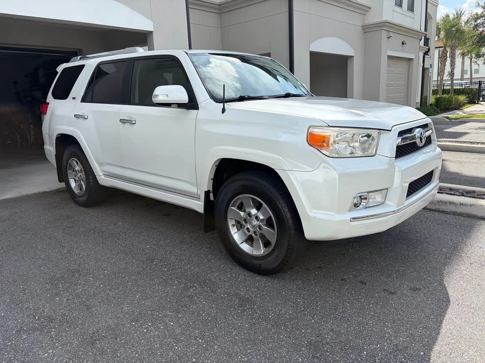 2012 Toyota 4Runner 5th Gen - Image 7 of 12