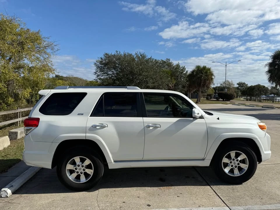 2012 Toyota 4Runner 5th Gen - Image 4 of 20