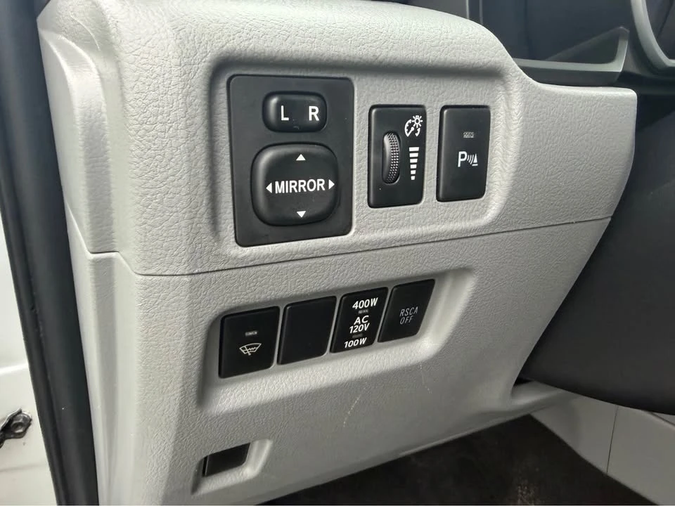 2012 Toyota 4Runner 5th Gen - Image 16 of 20