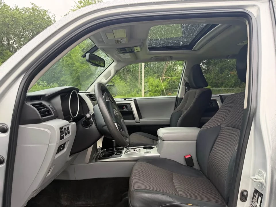 2012 Toyota 4Runner 5th Gen - Image 13 of 20
