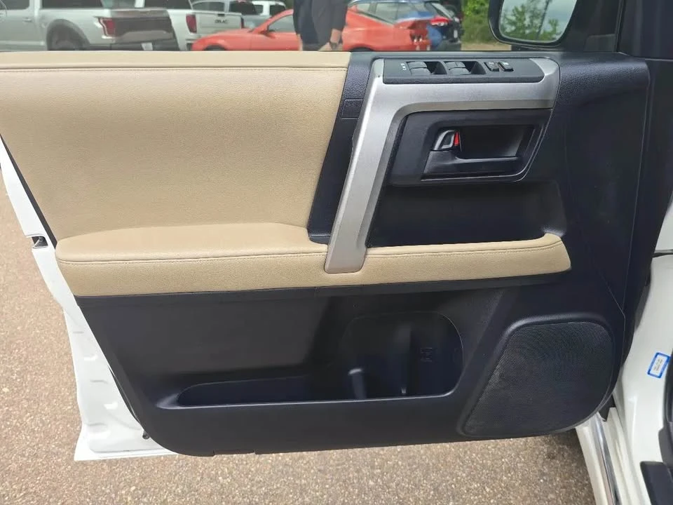 2012 Toyota 4Runner 5th Gen - Image 9 of 14