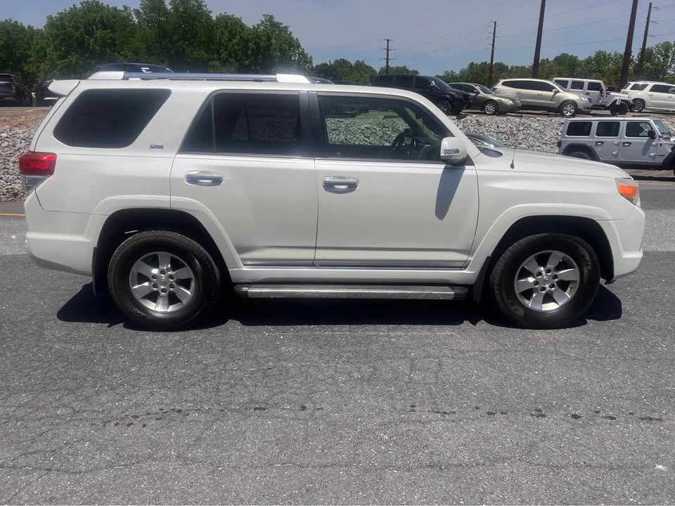 2012 Toyota 4Runner 5th Gen - Image 2 of 17