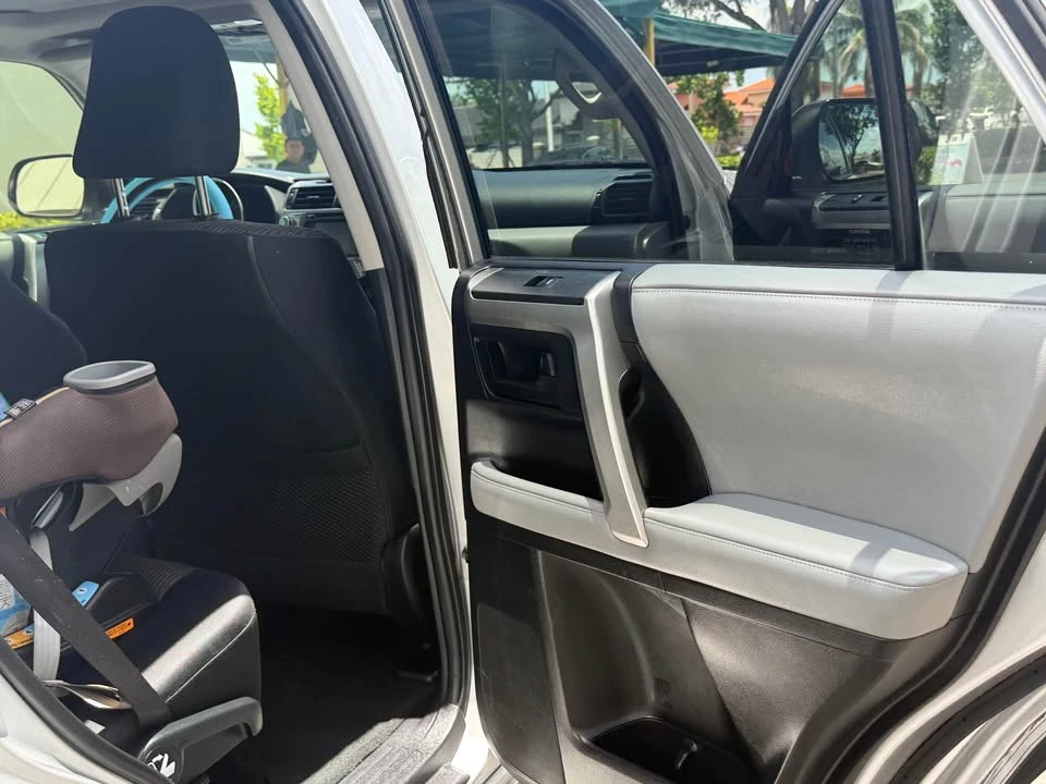 2012 Toyota 4Runner 5th Gen - Image 5 of 7