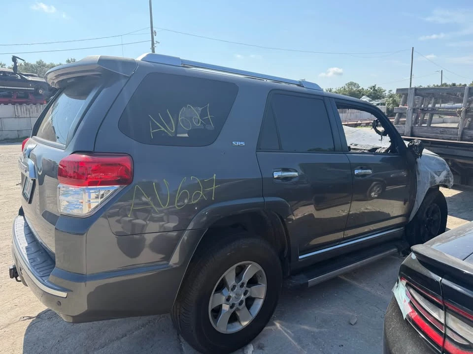 2012 Toyota 4Runner 5th Gen - Image 4 of 6