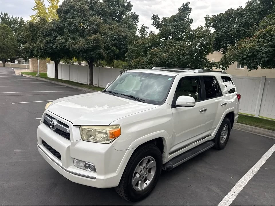 2012 Toyota 4Runner 5th Gen - Image 5 of 20