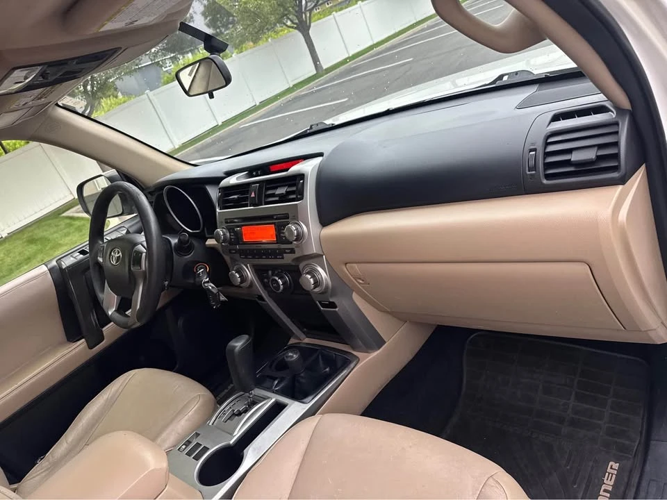 2012 Toyota 4Runner 5th Gen - Image 13 of 20