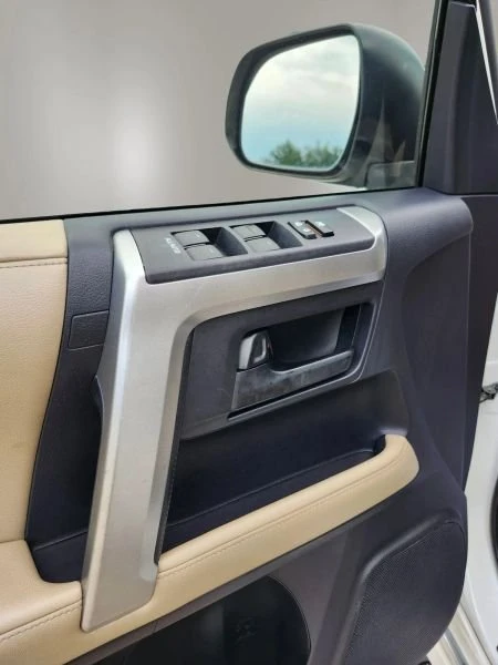 2012 Toyota 4Runner 5th Gen - Image 13 of 20
