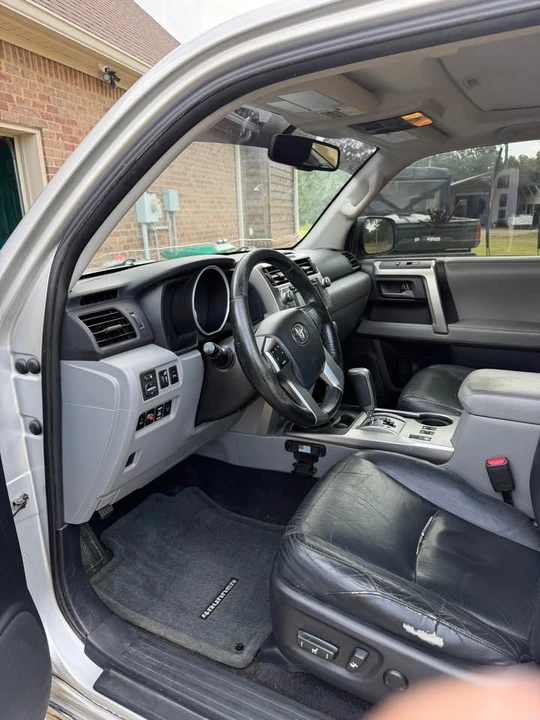 2012 Toyota 4Runner 5th Gen - Image 5 of 9