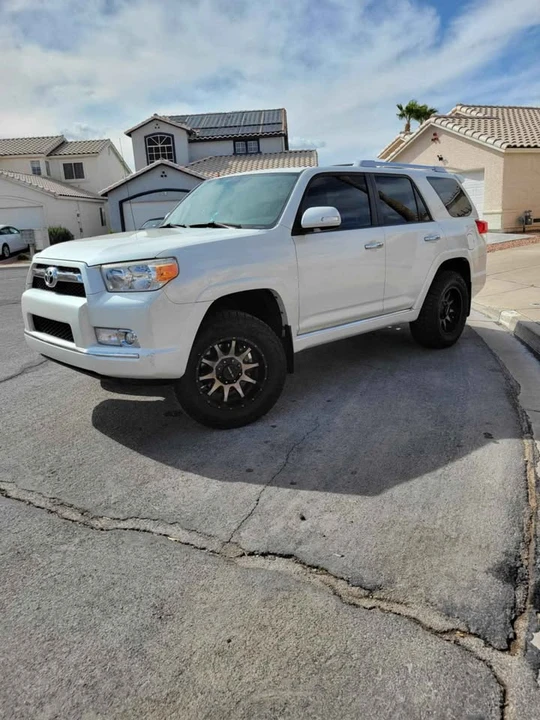 2012 Toyota 4Runner 5th Gen - Image 3 of 18