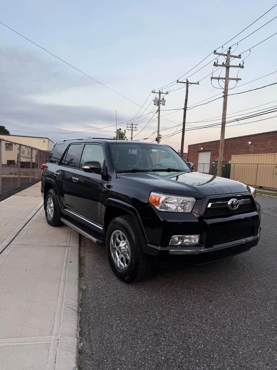 2012 Toyota 4Runner 5th Gen - Image 2 of 20