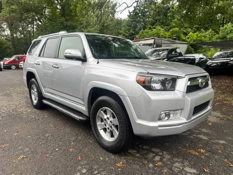 2012 Toyota 4Runner 5th Gen - Image 3 of 20