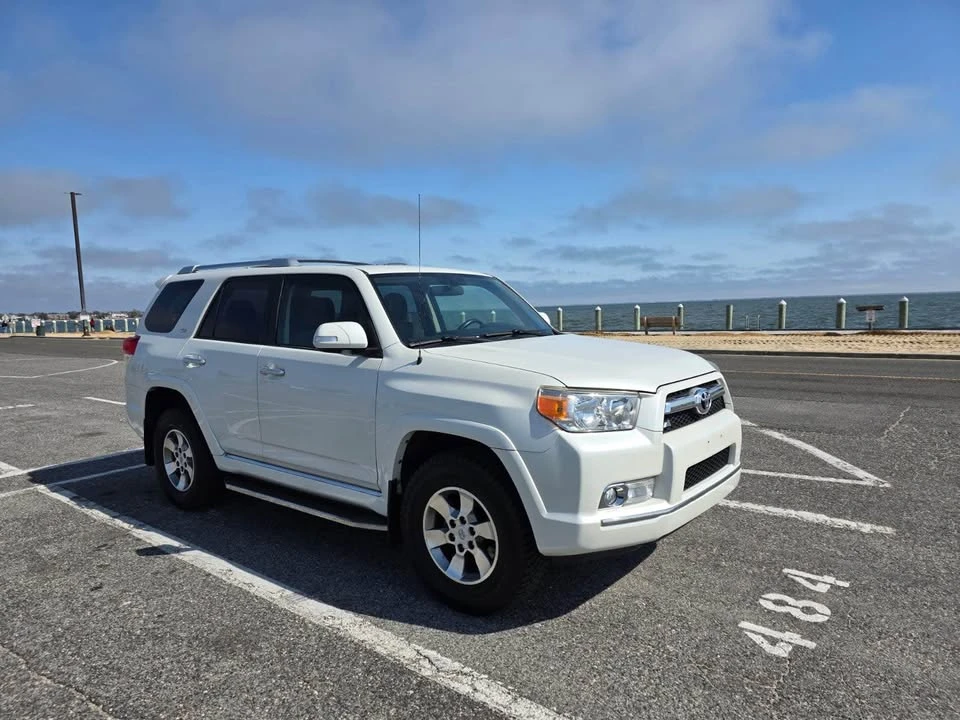 2012 Toyota 4Runner 5th Gen - Image 3 of 14