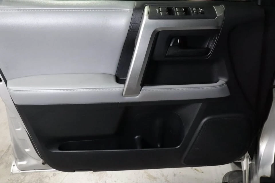 2012 Toyota 4Runner 5th Gen - Image 12 of 20