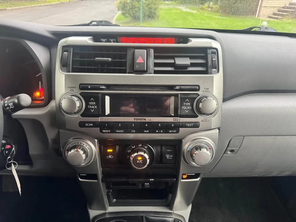 2012 Toyota 4Runner 5th Gen - Image 15 of 20