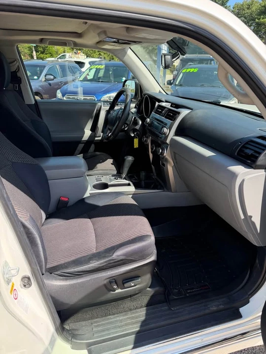 2012 Toyota 4Runner 5th Gen - Image 10 of 16