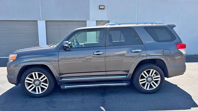 2012 Toyota 4Runner SR5 Sport Utility 4D
