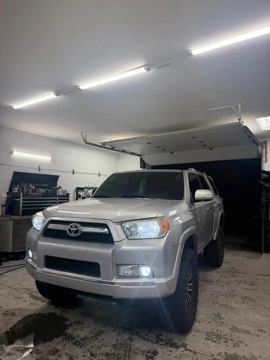 2012 Toyota 4Runner 5th Gen - Image 3 of 20