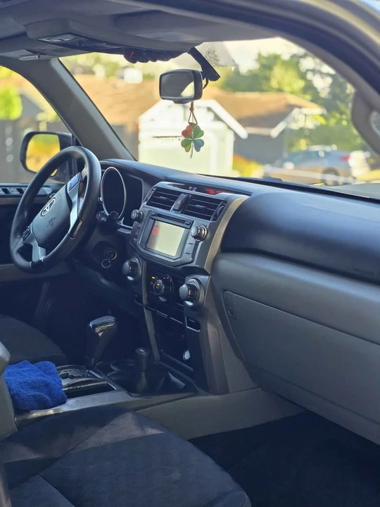 2012 Toyota 4Runner 5th Gen - Image 8 of 9