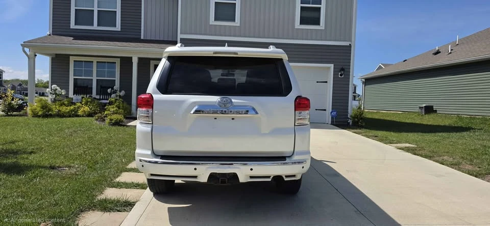 2012 Toyota 4Runner 5th Gen - Image 5 of 20