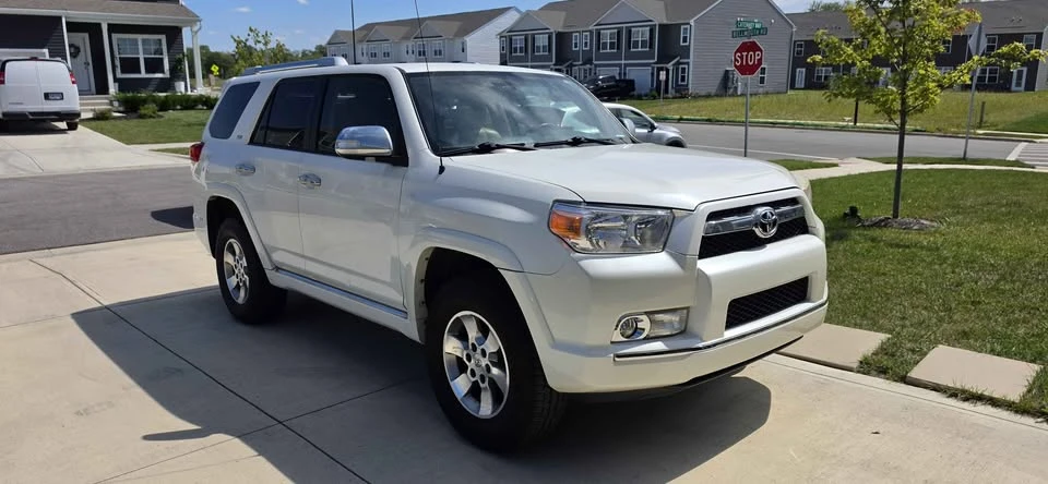 2012 Toyota 4Runner 5th Gen - Image 2 of 20