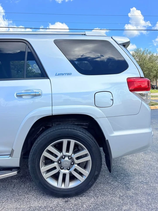 2012 Toyota 4Runner 5th Gen - Image 17 of 18
