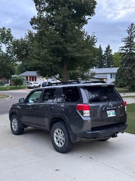 2012 Toyota 4Runner 5th Gen - Image 5 of 19