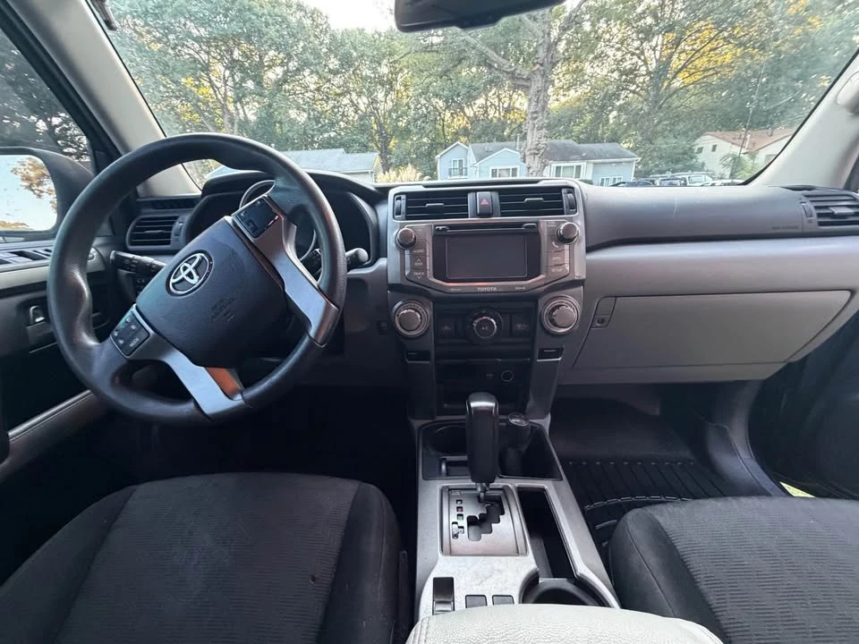 2012 Toyota 4Runner 5th Gen - Image 5 of 13