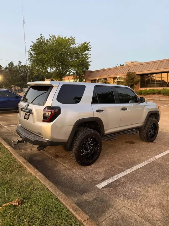2012 Toyota 4Runner 5th Gen - Image 3 of 14